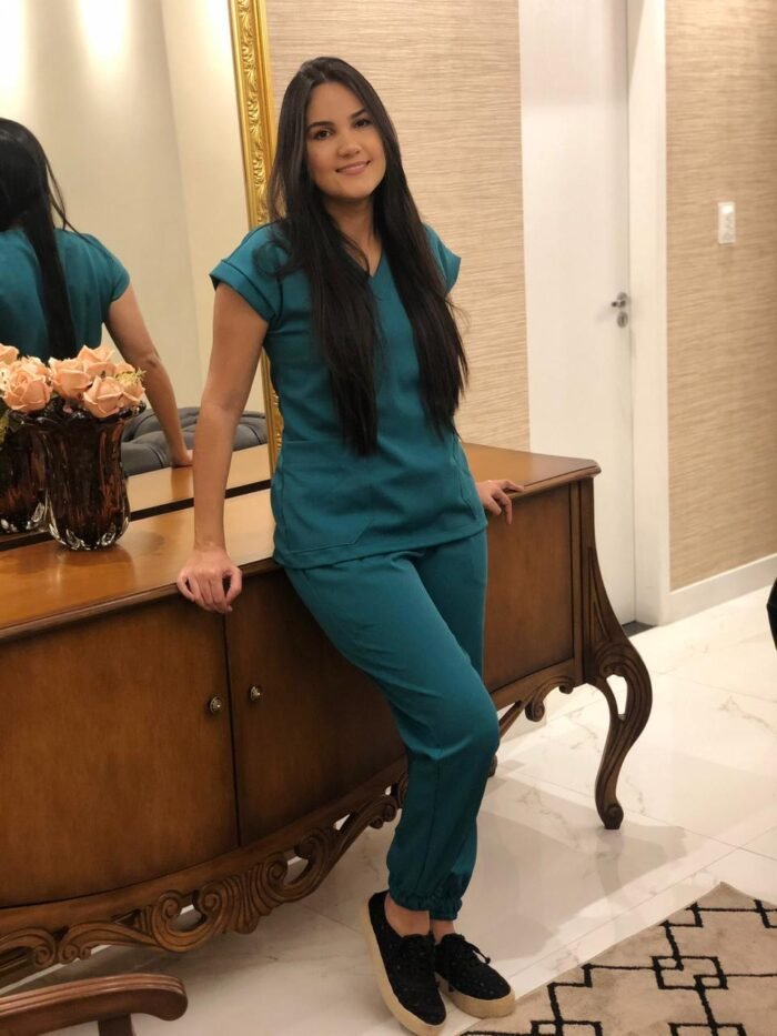 Pijama Modelo 01 Gabardine Com Elástico na Barra da Calça